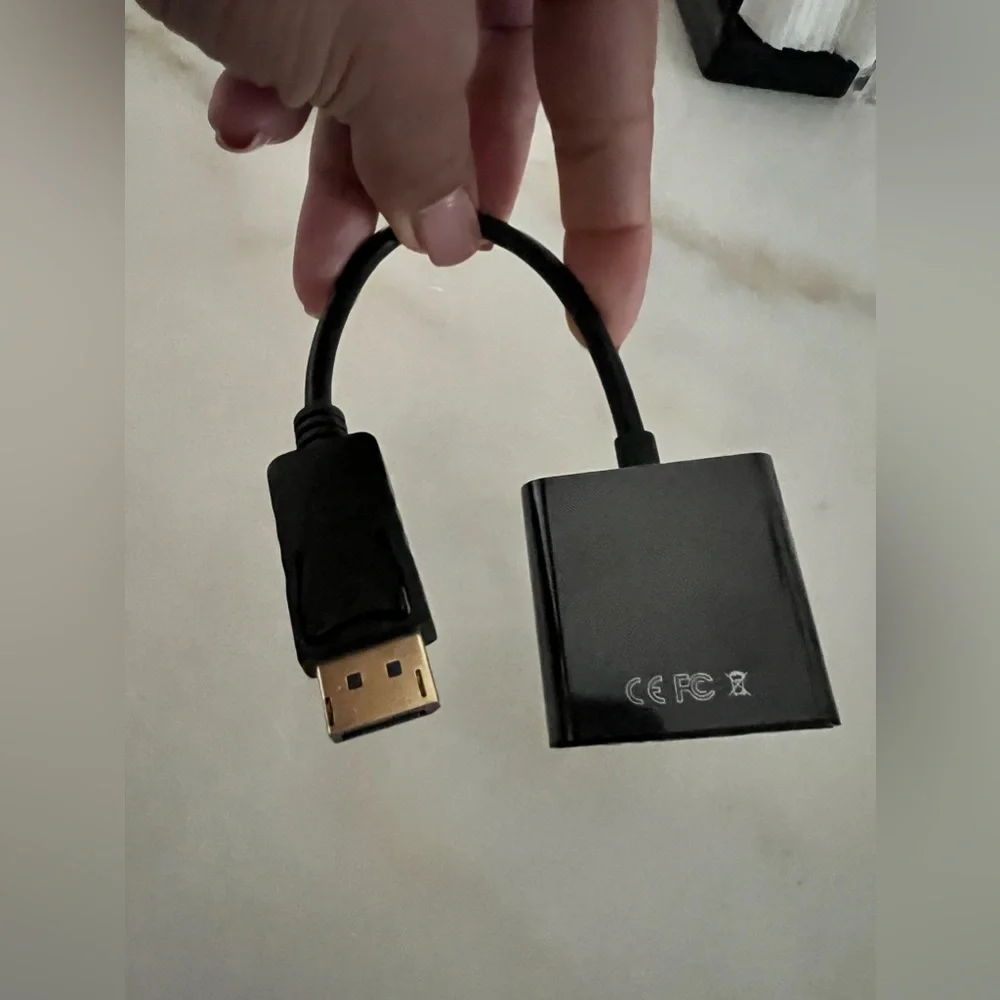 Display Port Male to VGA Female Adapter - NEW